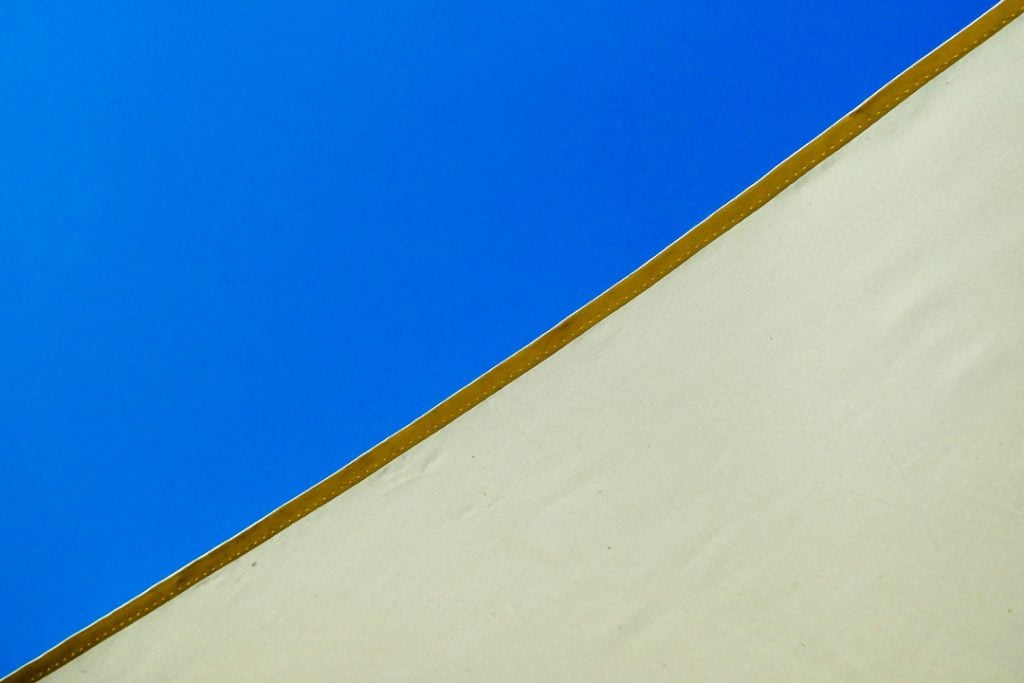 Quelle Toiture pour Pergola Bois ? Le Comparatif Complet pour Bien Choisir 3 toile ombrage