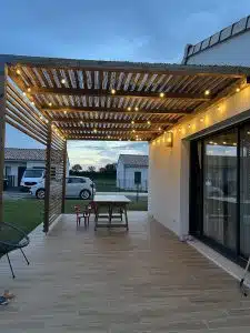 Pergola bois à Magné (79), réalisation Cover Green en kit