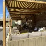 Pergola bois à Robion (84) réalisée avec un kit Cover Green - vue 2