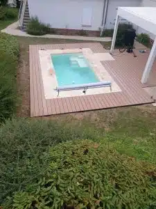Terrasse composite à Crépy-en-Valois (60) réalisée avec un kit Cover Green